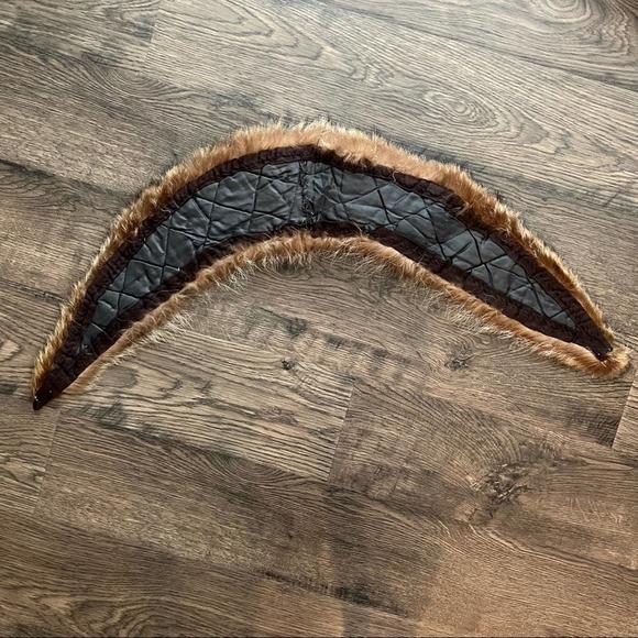 Vintage Raccoon Fur Shawl Collar - Picture 4 of 4